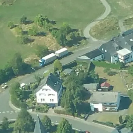 Alojamento de Acomodação e Pequeno-almoço Jani *