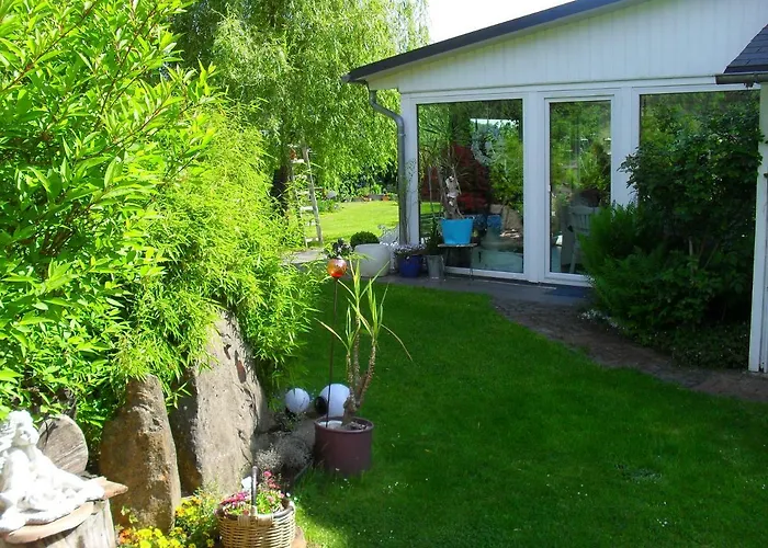 Jani فندق مبيت وإفطار *